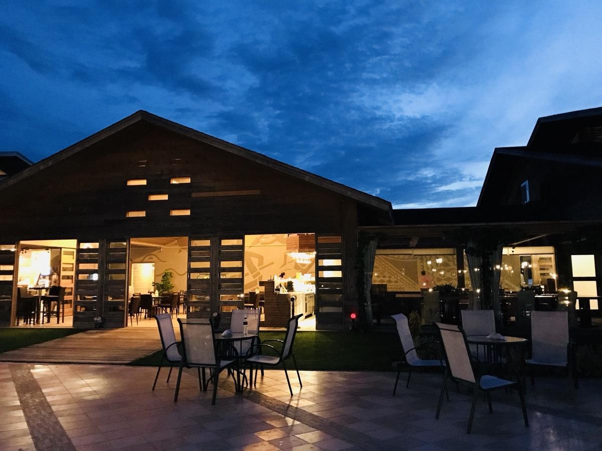 Island Paradise Resort Club Корор Екстериор снимка